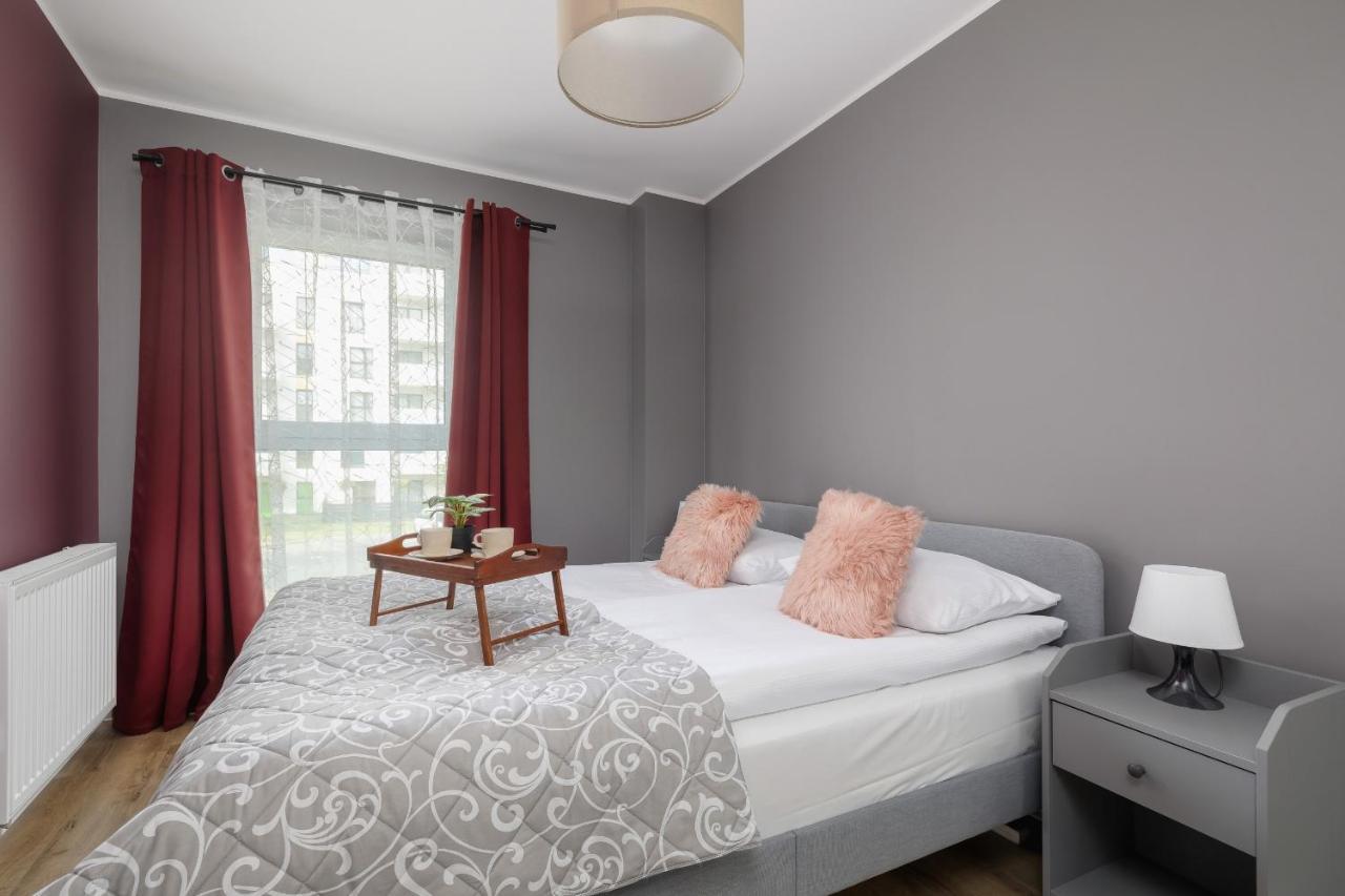 Comfy Apartment Pachonskiego With Parking In Krakow By Noclegi Renters Dış mekan fotoğraf