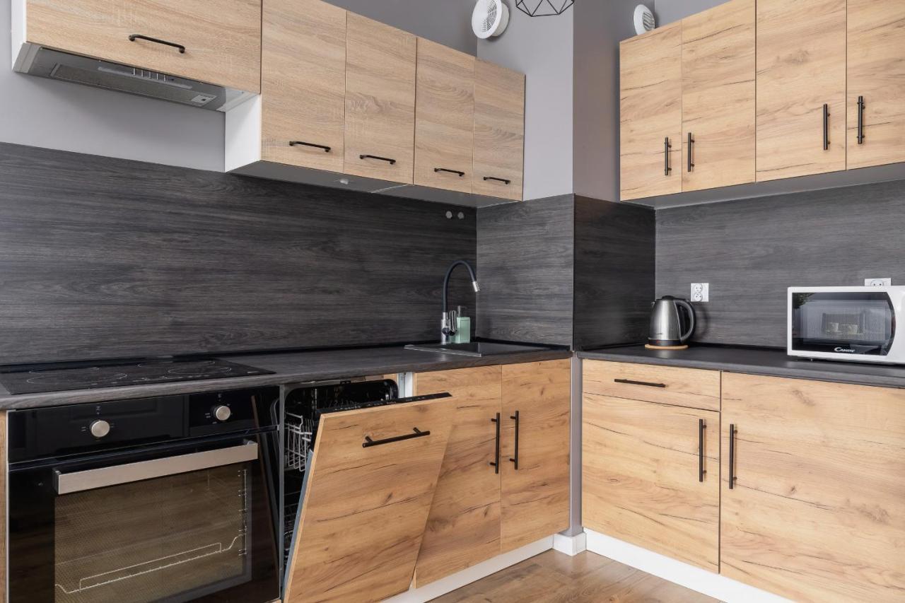 Comfy Apartment Pachonskiego With Parking In Krakow By Noclegi Renters Dış mekan fotoğraf