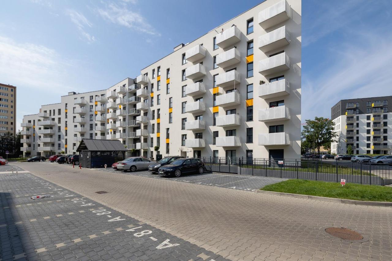 Comfy Apartment Pachonskiego With Parking In Krakow By Noclegi Renters Dış mekan fotoğraf